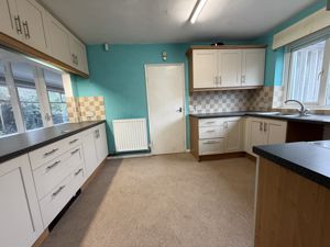 Photo 17- click for photo gallery